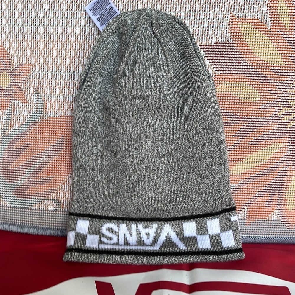 Vans Men’s - Women’s VNOA7UDFGRH
STACKTON STRIPE
OS Beanie
VANS
"OFF THE WALL" - Picture 15 of 16